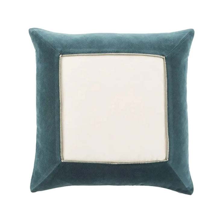 22"X22" Polyester-Filled Decorative Pillow